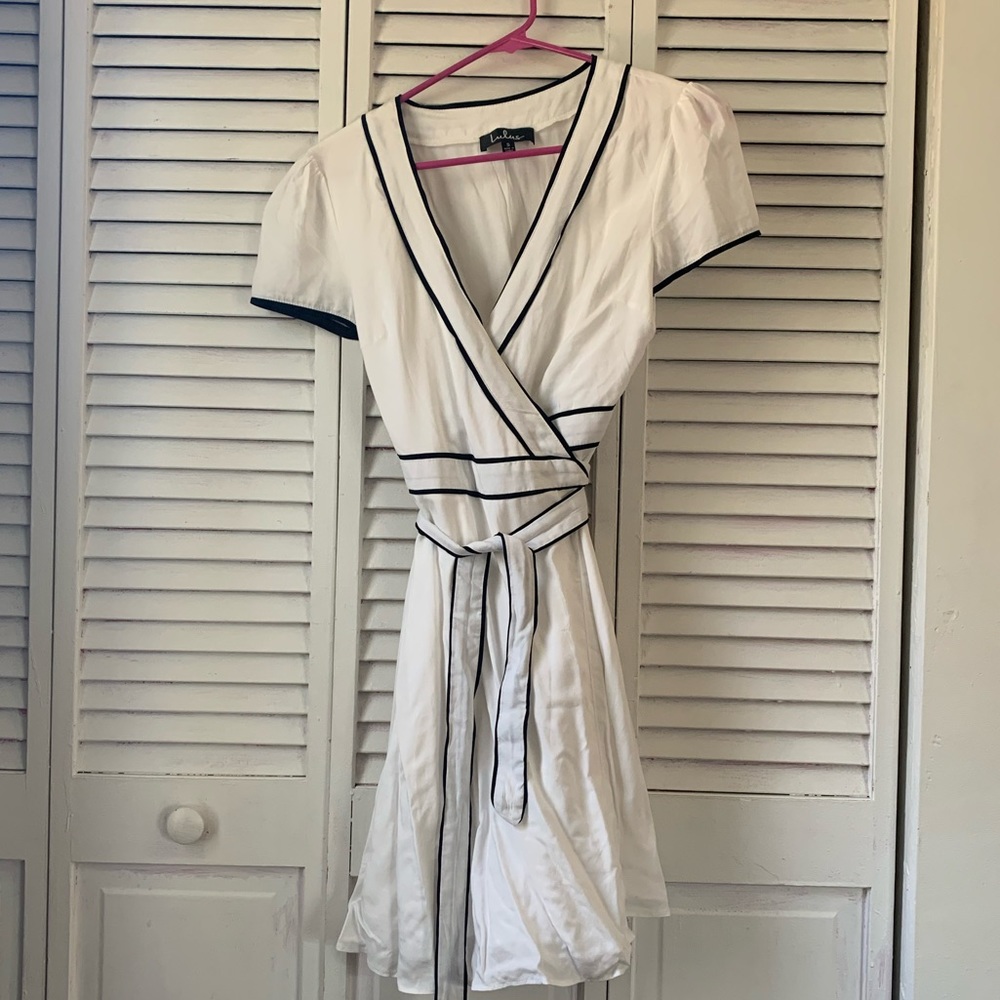 White Lulus wrap dress